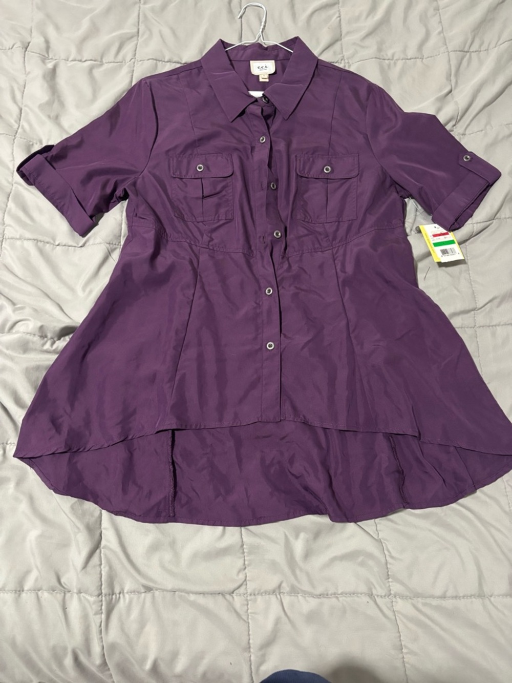 ECI Purple Button-Front High-Low Shirt